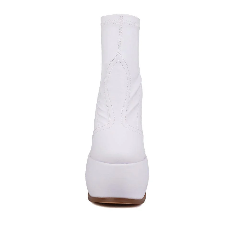 Cosima - Image 21